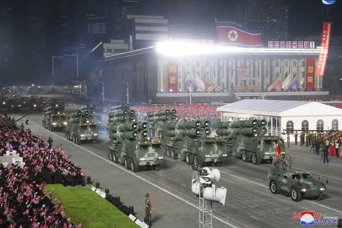 16 сентября принимал парад в харбине. Парад КНДР 2023. Парад в Северной Корее 2023. Парад войск Северной Кореи. Военный парад в Пхеньяне.